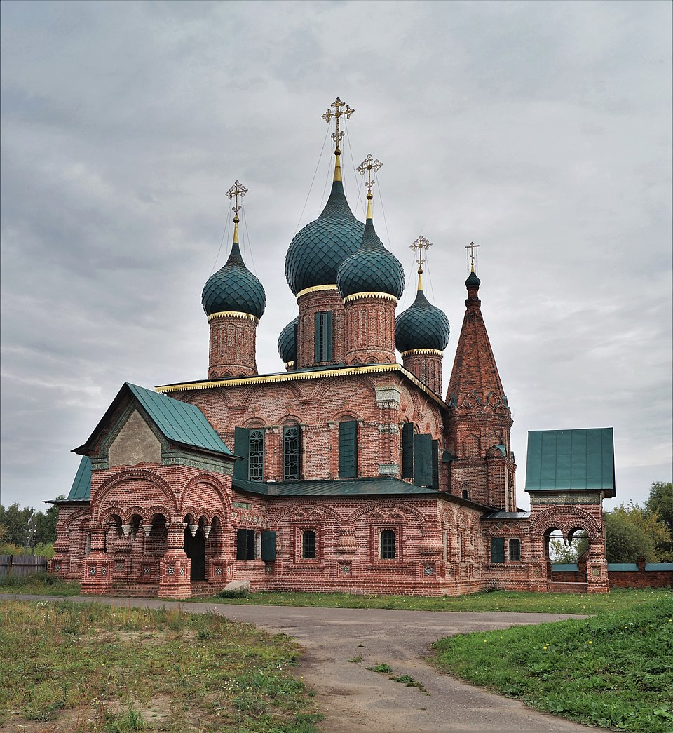 Храмовый комплекс в Коровниках 0