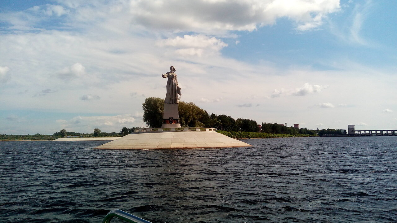 Рыбинское водохранилище